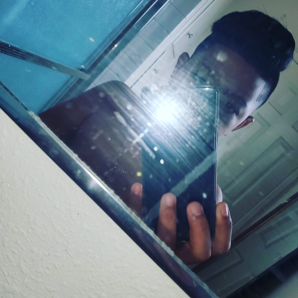 Profile Picture of Walter Campos (@walter_campos) on Poshmark