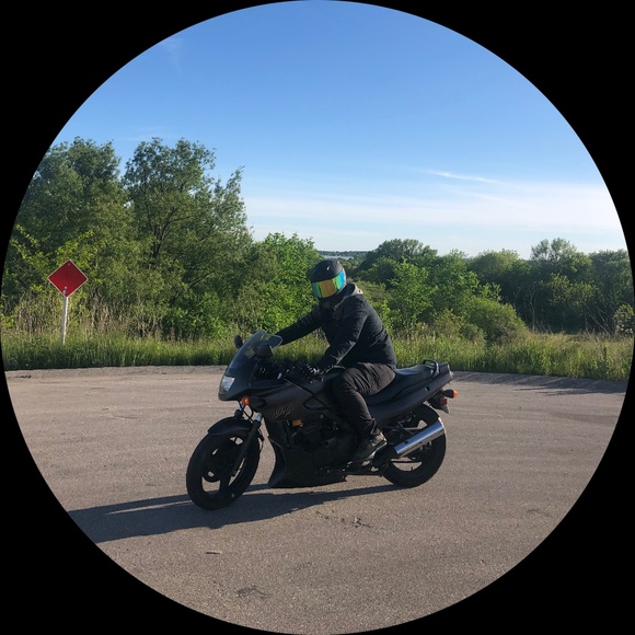 Profile Picture of Benjamin Scheidemantle (@benscheid) on Poshmark