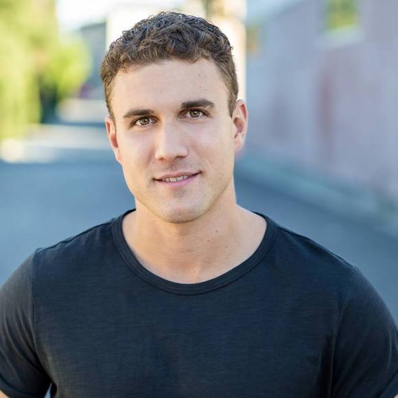 Profile Picture of Jon Jacques (@jjmagic) on Poshmark