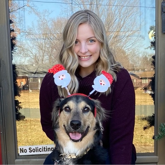 Profile Picture of Madelyn Mikolay (@mmikolay16) on Poshmark
