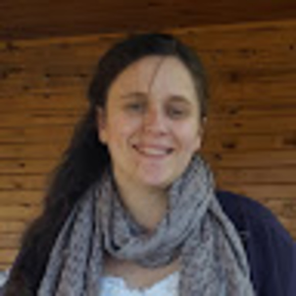 Profile Picture of Laura Keziah (@lauraok1022) on Poshmark