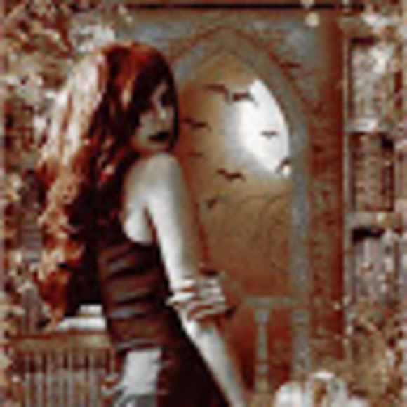 Profile Picture of Ashley Weinreb (@loveofme7) on Poshmark