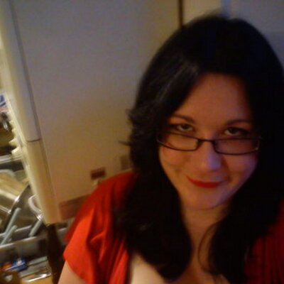 Profile Picture of Jennifer Hand (@Zwirnor) on Twitter