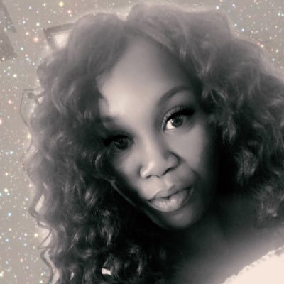 Profile Picture of WhichWitchon Twitter