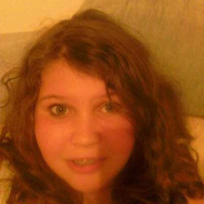 Profile Picture of Lucy Duff (@LucyDuffer) on Twitter