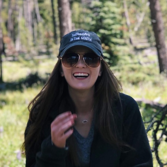 Profile Picture of Grace Wimer (@gracewimer1) on Poshmark