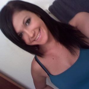 Profile Picture of Samantha Mitchell (@bowchickawahwah2011) on Myspace
