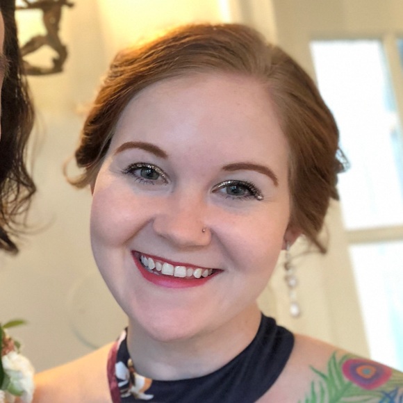 Profile Picture of Alyssa Brucculeri (@alyssa8929) on Poshmark