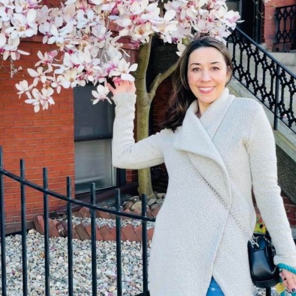 Profile Picture of Anca Pause (@raduanca) on Poshmark
