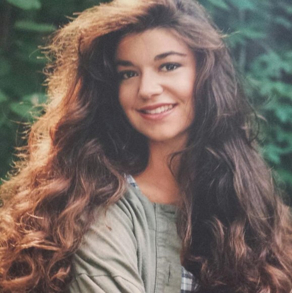 Profile Picture of Tammy Dudenhoeffer (@tdudenhoeffer) on Poshmark