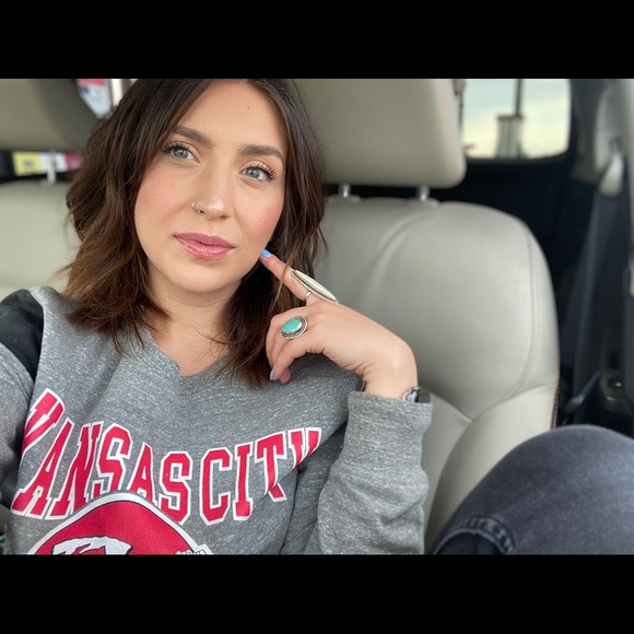 Profile Picture of Beverly Graham (@beverlygraham) on Poshmark