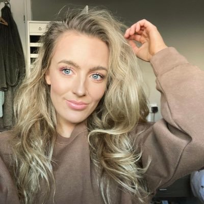 Profile Picture of Hannah Clayton (@hannahmclayton) on Twitter