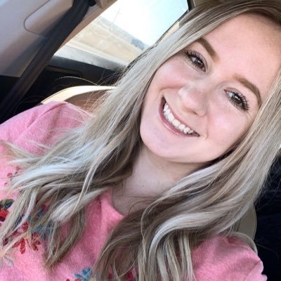 Profile Picture of Alyssa (@alyssa_roper_) on Twitter