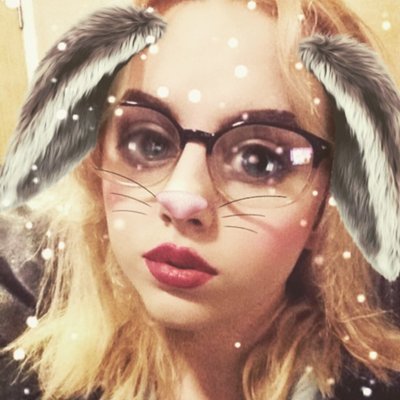 Profile Picture of Isabelle Jasmin Hall (@Hazelnut_R0se) on Twitter