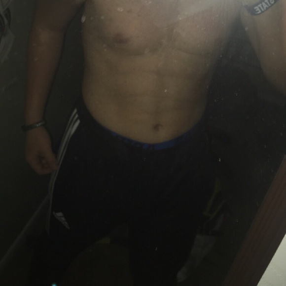 Profile Picture of Jarod Wallwork (@jscott410) on Poshmark