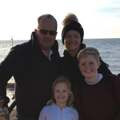 Profile Picture of Julia Lemmon (@juleslemmon) on Twitter