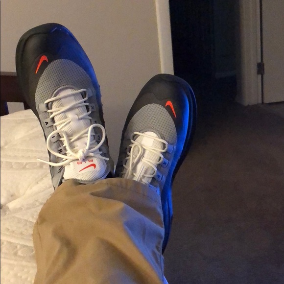 Eric Maslona - Poshmark Profile Picture of Eric Maslona (@ericm1121) on Poshmark