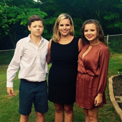 Profile Picture of Caleb Hunt (@calebhunt22) on Twitter