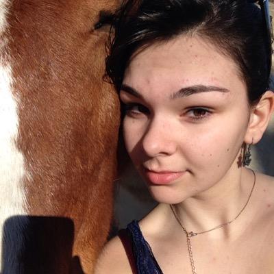 Profile Picture of Trinity Thompson (@Trinitron3000) on Twitter