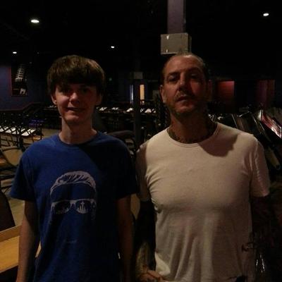 Profile Picture of Phillip McLeod (@PhillipM182) on Twitter