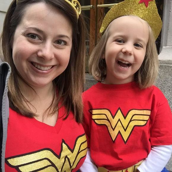 Profile Picture of Ann Melinger (@amelinger) on Poshmark