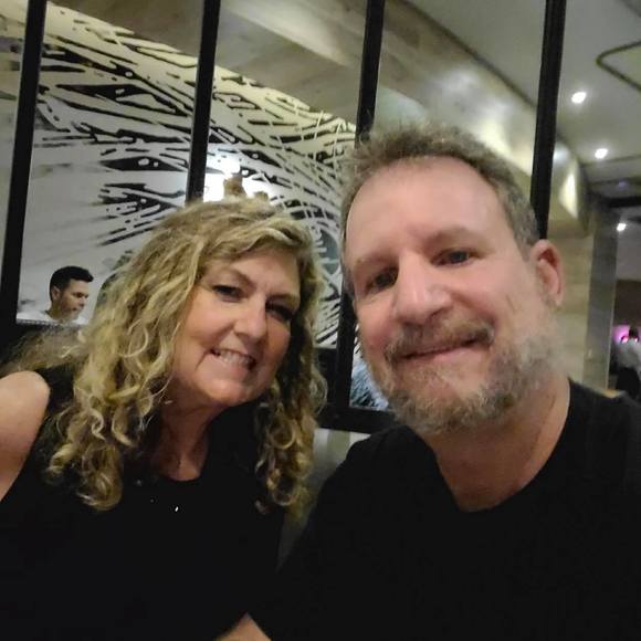 Profile Picture of Dave n kelly Intoppa (@kellyjojojo) on Poshmark