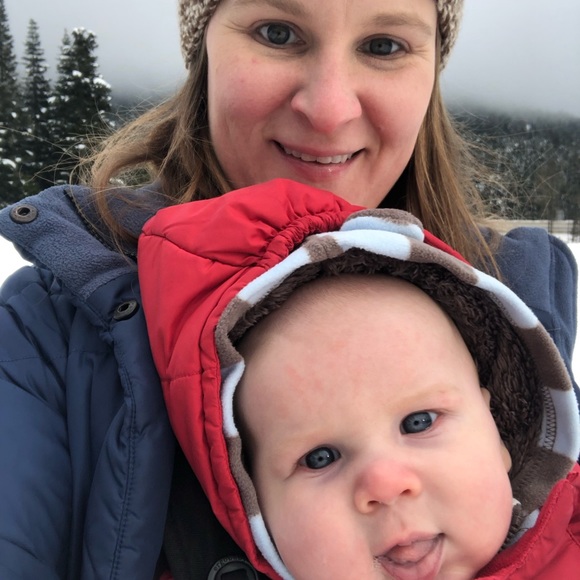 Profile Picture of Anastasia Baranoff (@abaranoff) on Poshmark