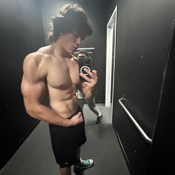 Profile Picture of cooperluz (@cooperluz) on Tiktok