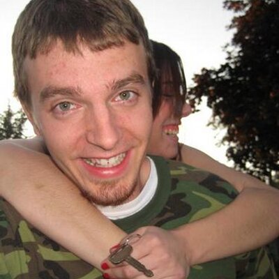 Profile Picture of Dominic Marchese (@DominicTwominic) on Twitter