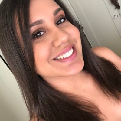 Profile Picture of Anna Fonseca (@annafonseca_) on Twitter