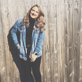 Profile Picture of Grace Conner (@alexandraconner) on Pinterest