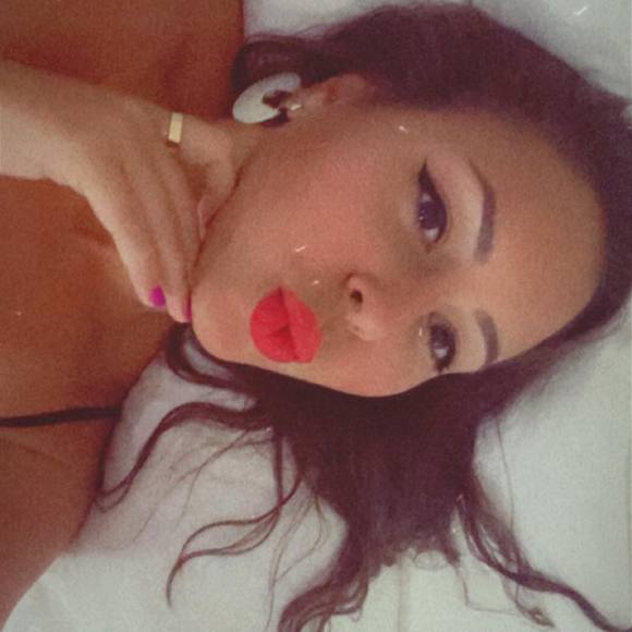 Profile Picture of Natasa Krsic (@nkrsic2) on Poshmark