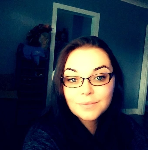 Profile Picture of Kater Totz (@karb89) on Poshmark