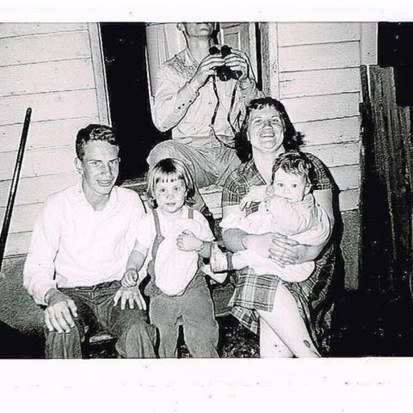 Profile Picture of Corena Hibbard (@corena_hibbard) on Poshmark