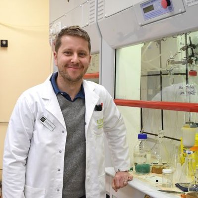 Profile Picture of Dr Brendan Wilkinson (@WilkinsonCHEM) on Twitter