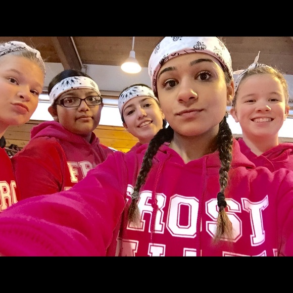 Profile Picture of Jasmine Irani (@jasmineirani) on Poshmark