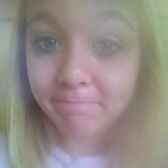 Profile Picture of Chasity Whitehead (@chasitymaxey) on Poshmark