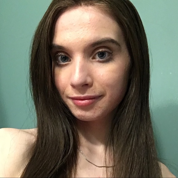Profile Picture of Isabella Chiarot (@isabellachiarot) on Poshmark