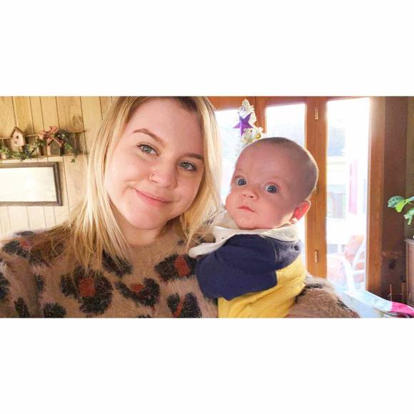 Profile Picture of Kaitlyn Erdley (@kaitlynerdley) on Poshmark