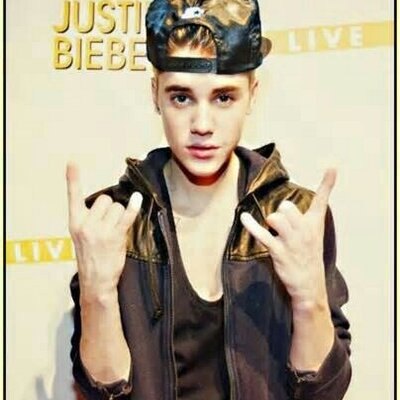Profile Picture of James The Jb Look Al (@CollomJames) on Twitter
