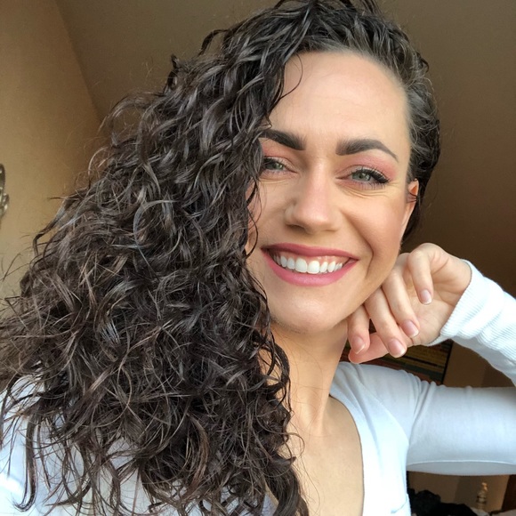 Profile Picture of Courtney Rudegeair (@courtneyjo013) on Poshmark