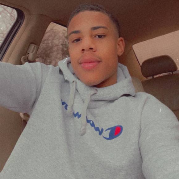 Profile Picture of Kieron Harvard (@kieronharvard) on Poshmark