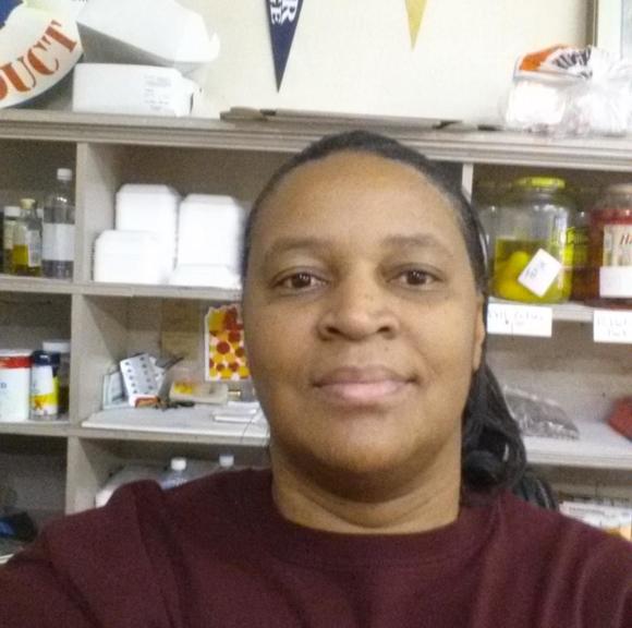 Profile Picture of Sandra Mckever (@tiger1972) on Poshmark