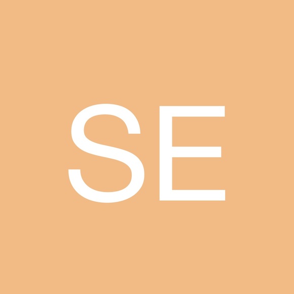 Profile Picture of Sherard Eli (@sherll_l0130h9) on Poshmark