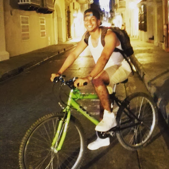Profile Picture of Enzo Nocito (@enzonocito) on Poshmark