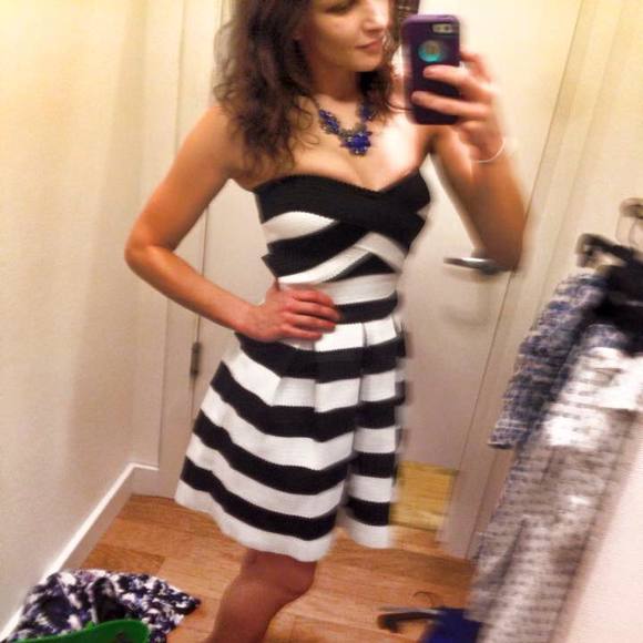 Profile Picture of Andrea Plummer (@andrea7plummer) on Poshmark