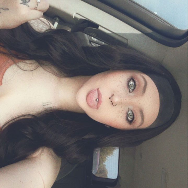 Profile Picture of   💀Olivia Clarke💀... (@olivia_clarkeee) on Tiktok