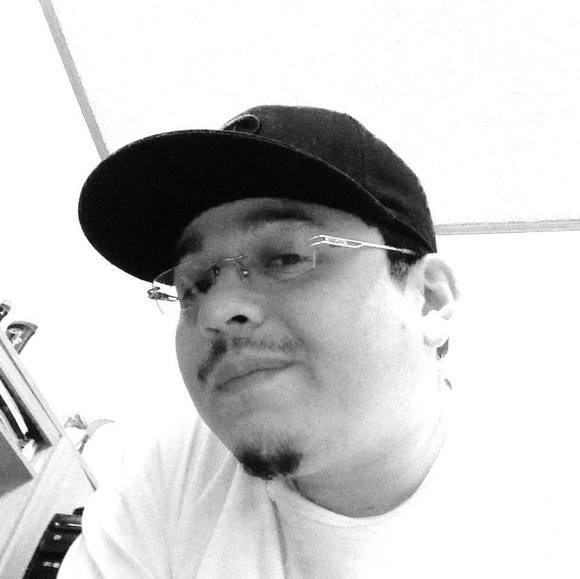 Profile Picture of Manny Sanchez (@mannysanchez281) on Poshmark