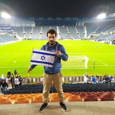 Profile Picture of Adam Tomaszewski (@adamciupaga11) on Twitter