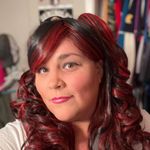 Profile Picture of Rachel Wichman Thomas (@mommys_pretties) on Instagram